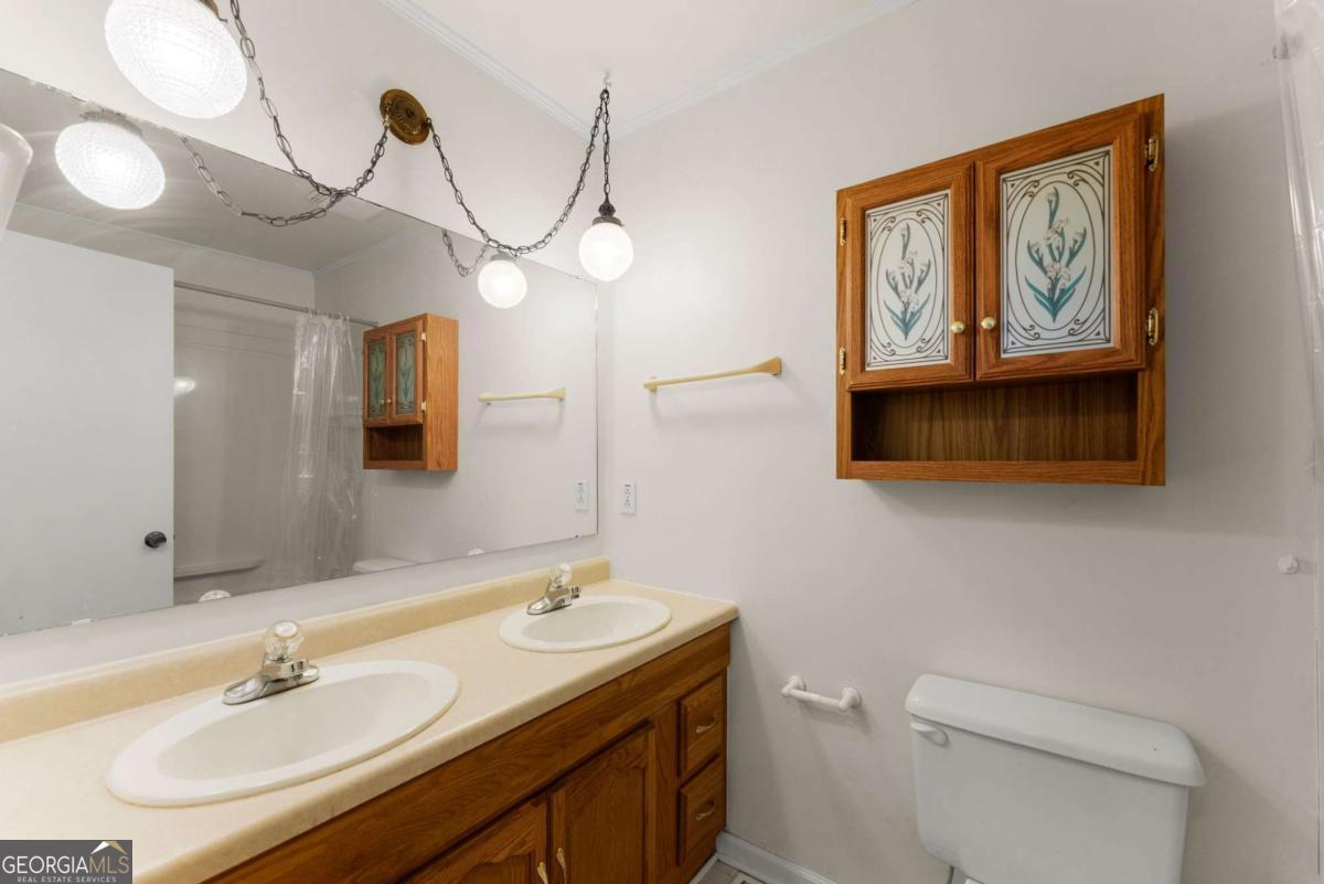 588 Estatohe Circle Toccoa GA 30577