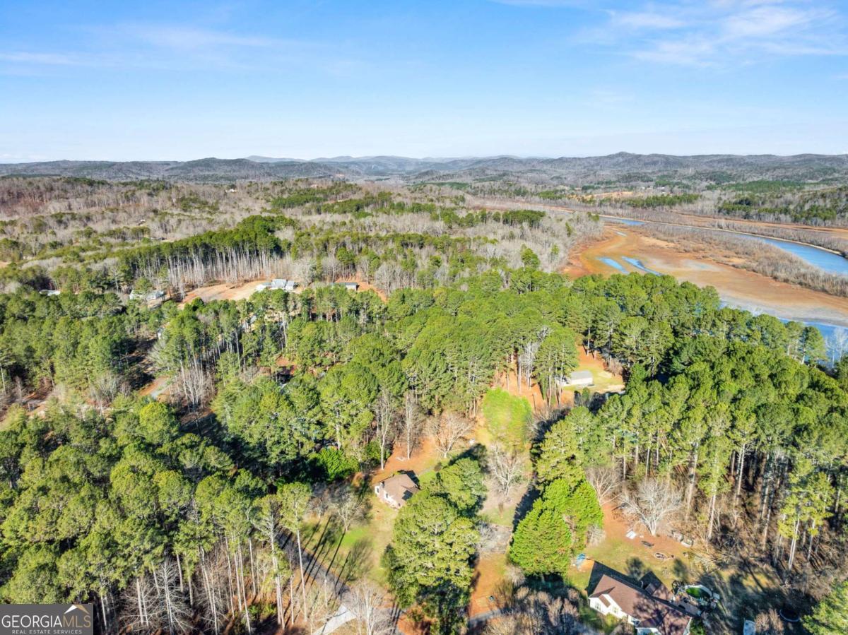 588 Estatohe Circle Toccoa GA 30577