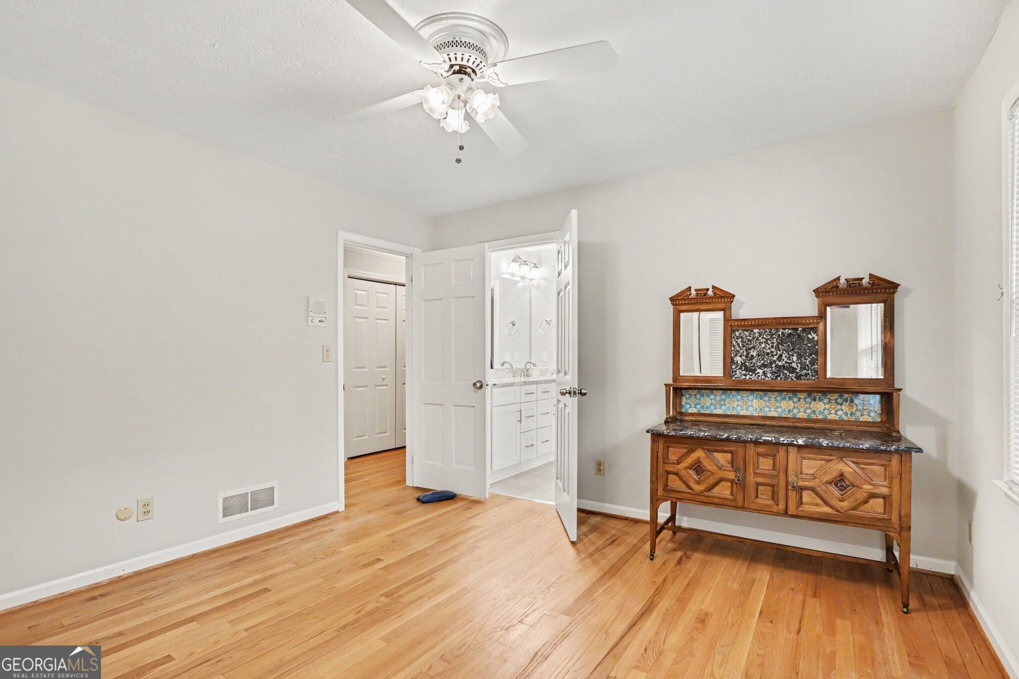 2241 Fairoaks Road Decatur GA 30033