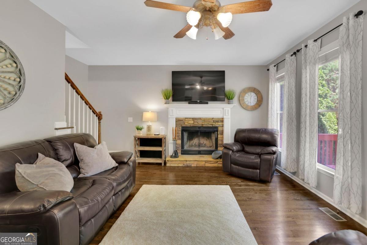 5406 Hunting Pine Drive Powder Springs GA 30127