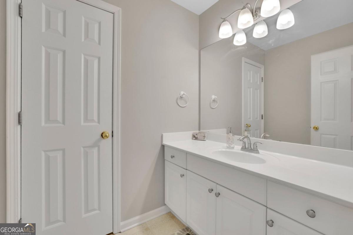 5406 Hunting Pine Drive Powder Springs GA 30127