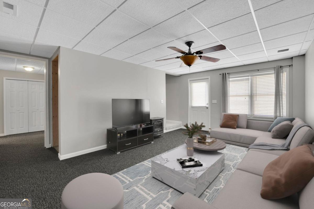 5406 Hunting Pine Drive Powder Springs GA 30127