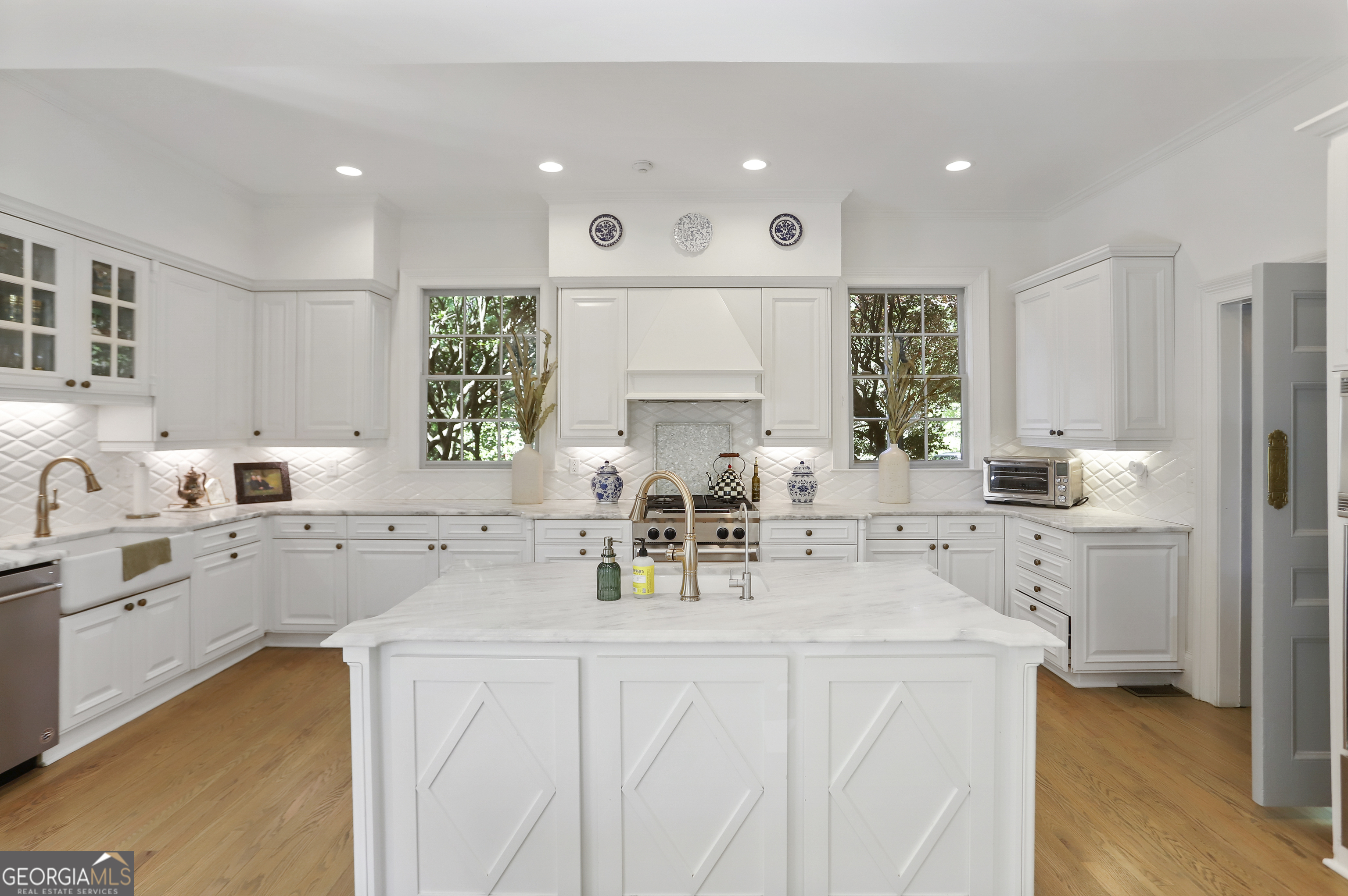 22 Sanford Drive Newnan GA 30263