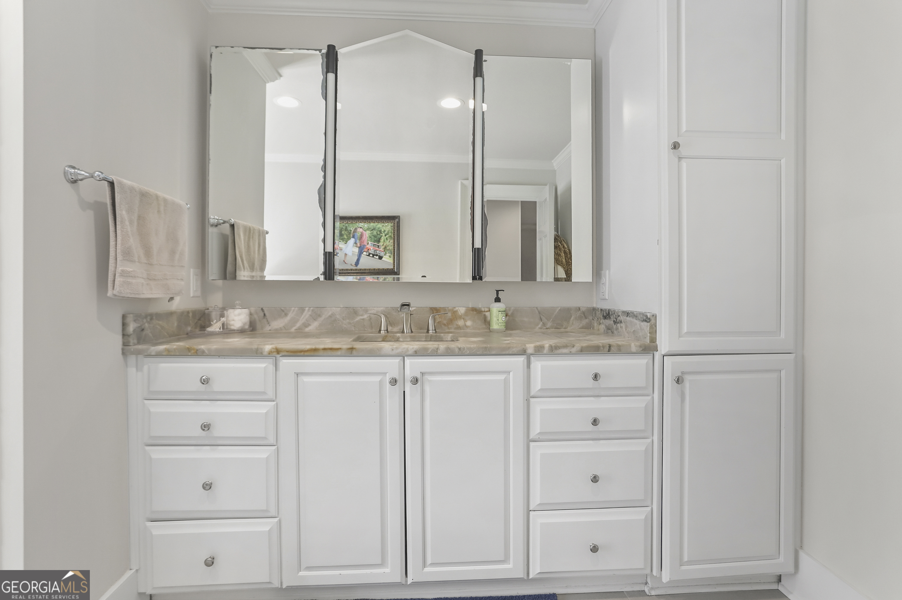 22 Sanford Drive Newnan GA 30263