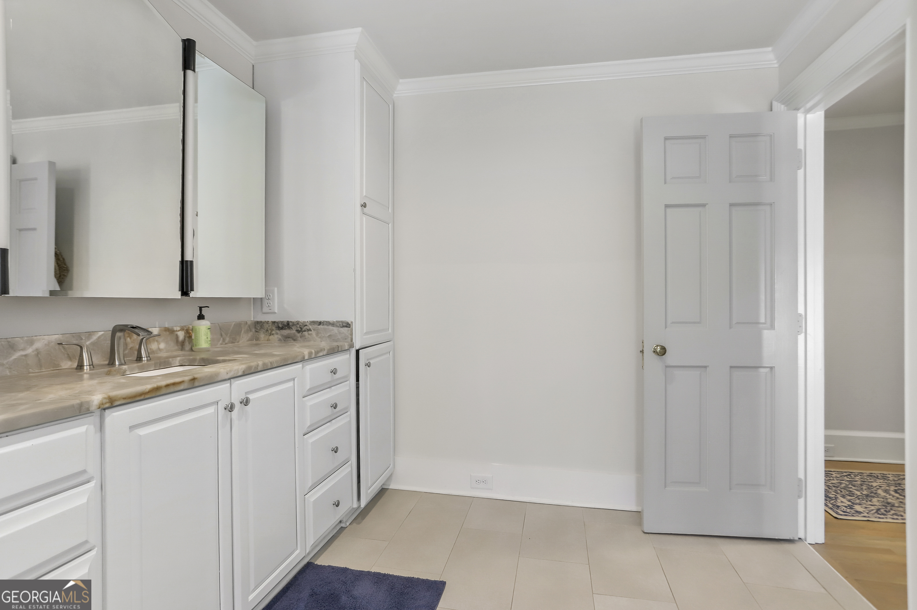 22 Sanford Drive Newnan GA 30263