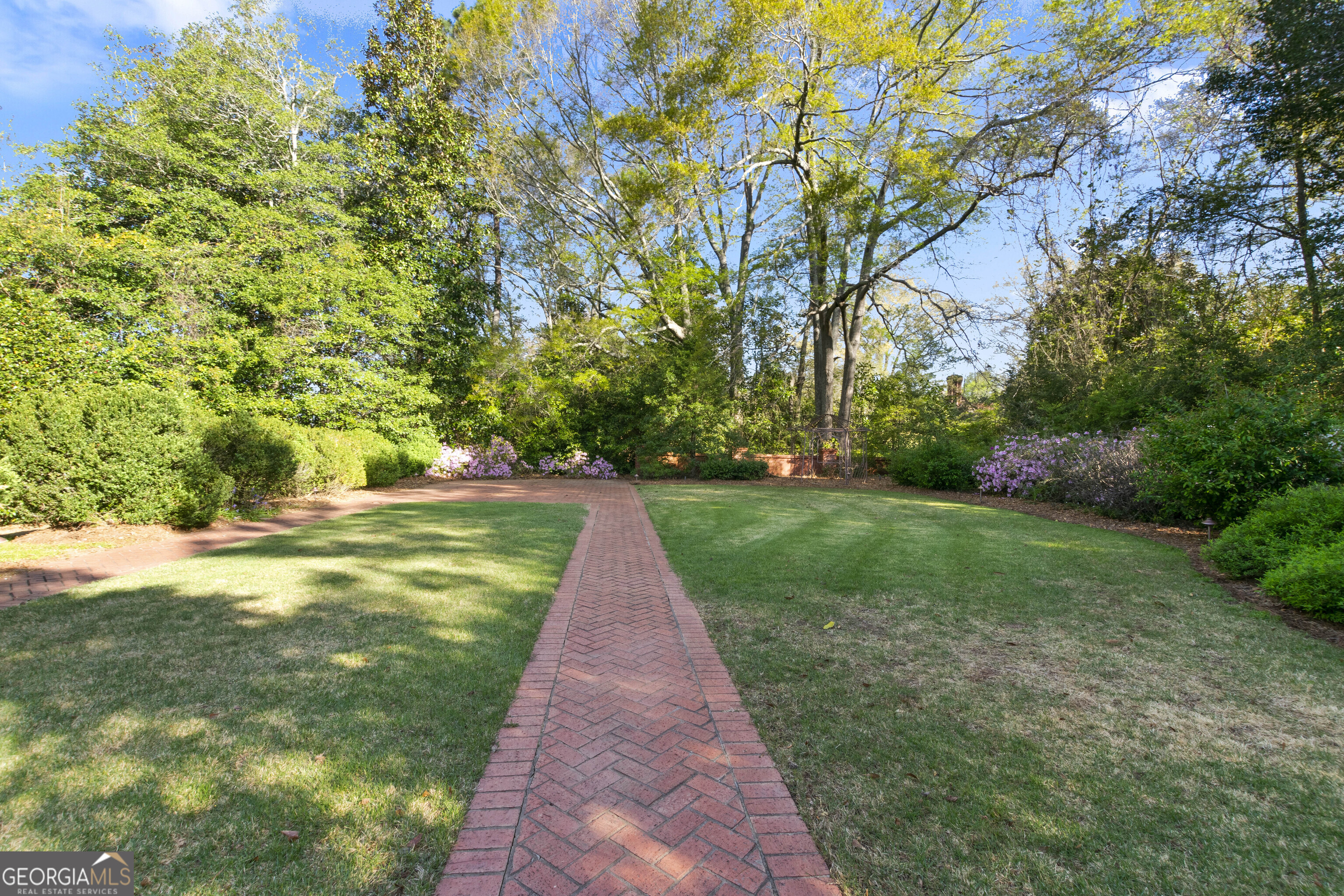 22 Sanford Drive Newnan GA 30263