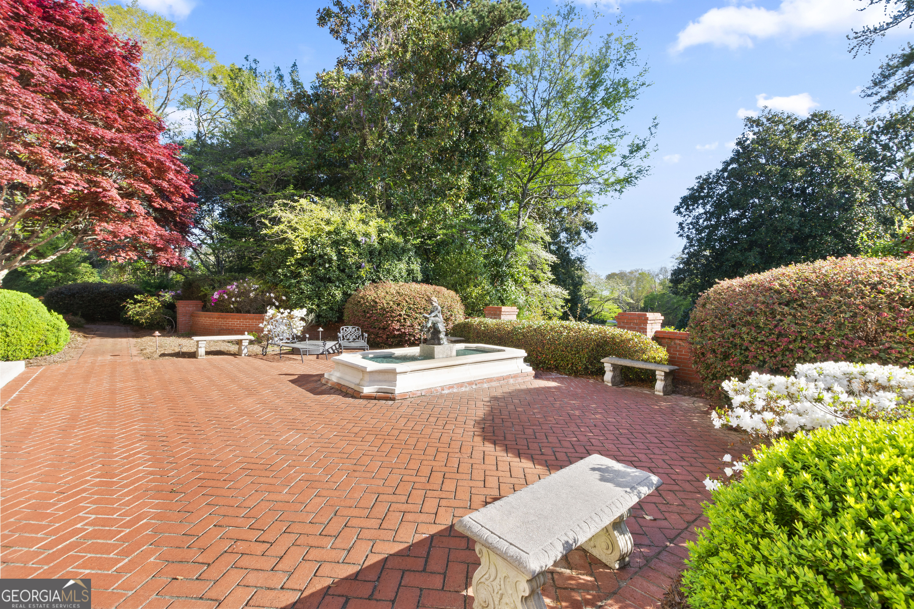22 Sanford Drive Newnan GA 30263