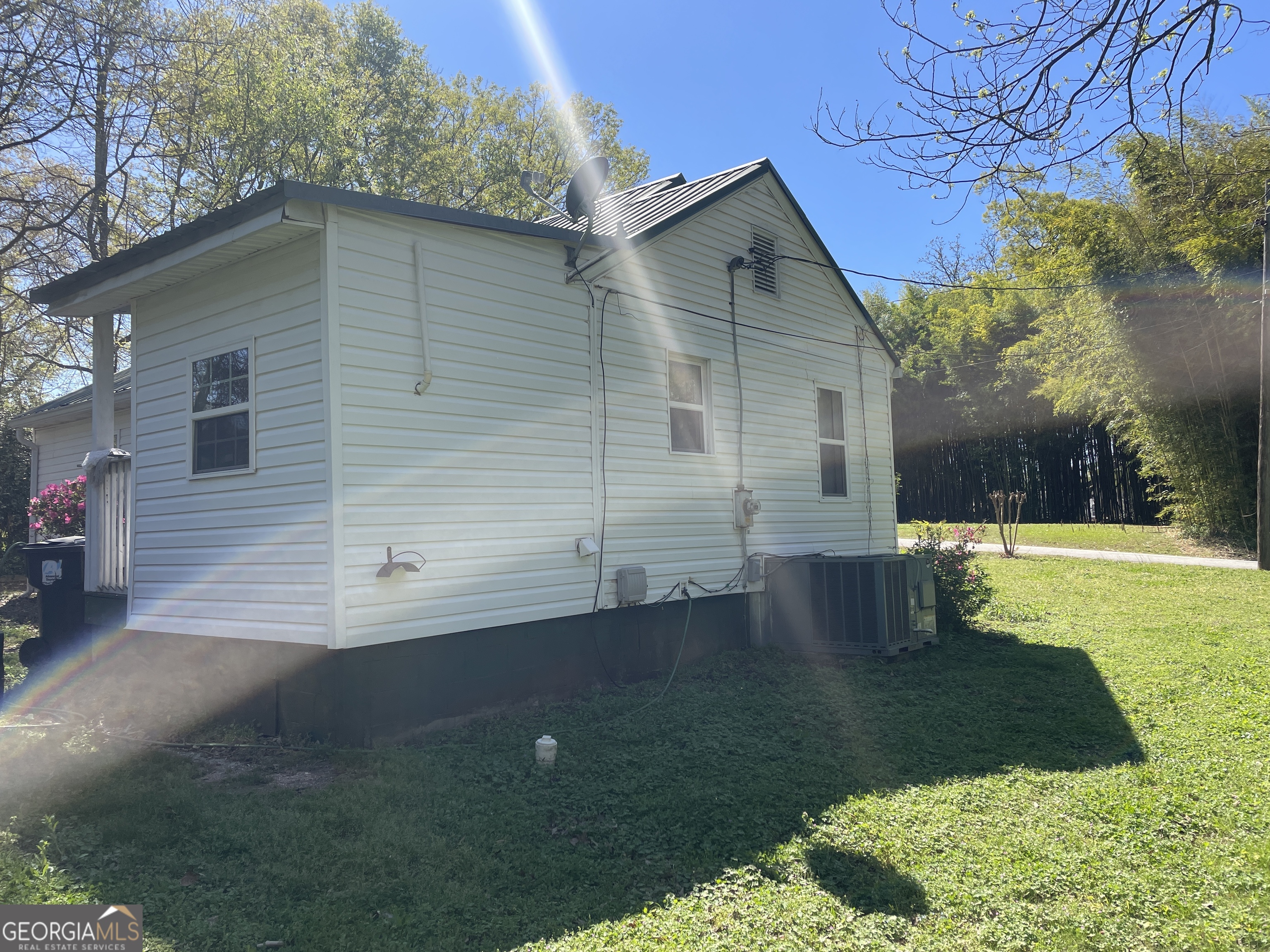 162 N Harkness Street Jackson GA 30233