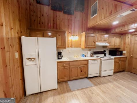 893 Hooper Road Cleveland GA 30528