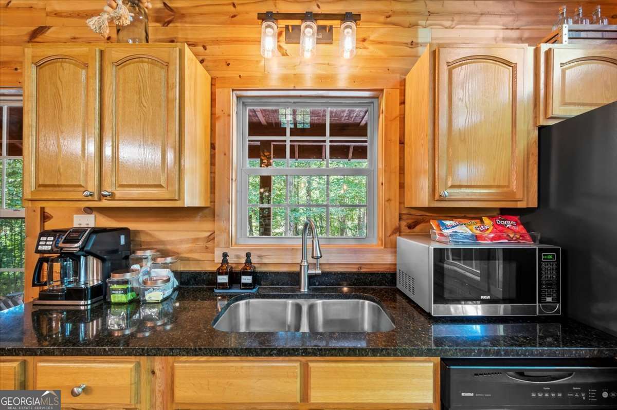 165 Sequoia Trace Cleveland GA 30528