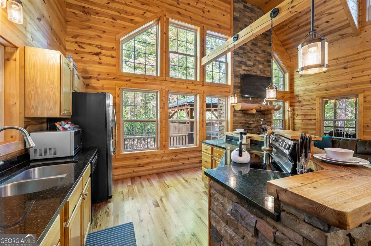 165 Sequoia Trace Cleveland GA 30528