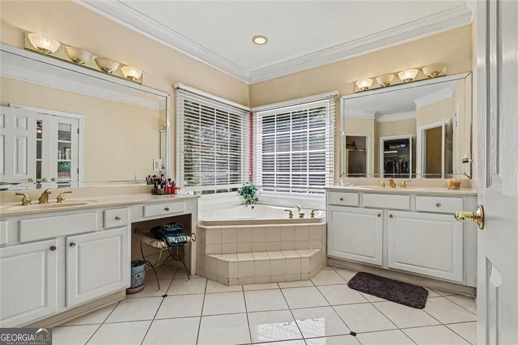 1687 Niskey Lake Road SW Atlanta GA 30331