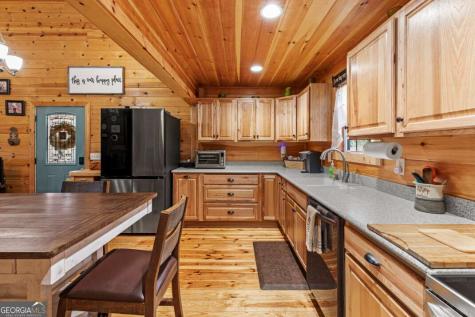 2561 Rustic Ridge Trail Young Harris GA 30582