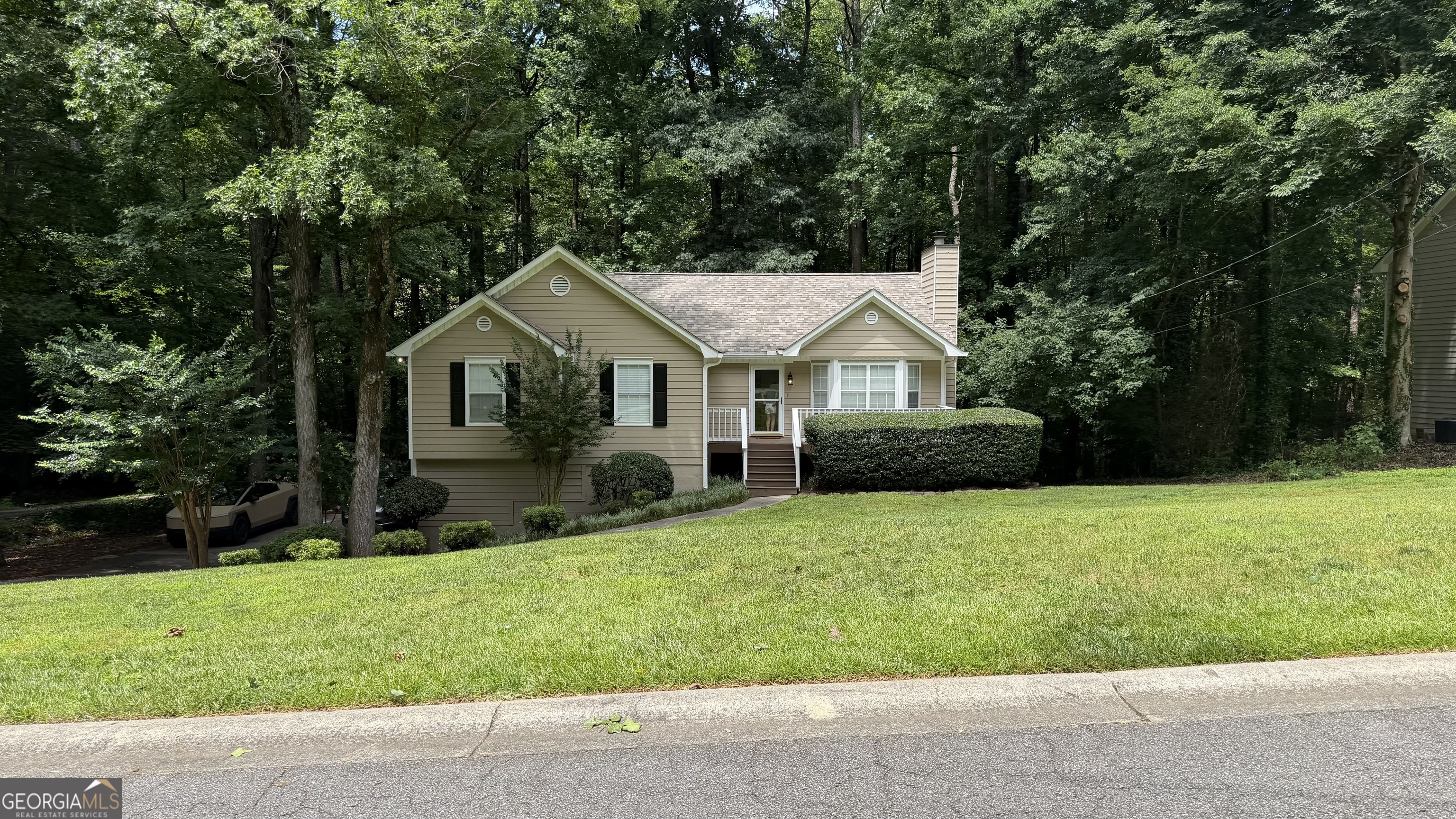 150 Hartwood Drive Woodstock GA 30189