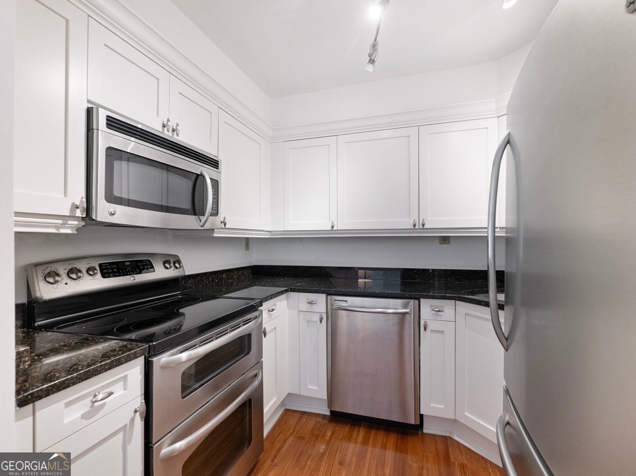 2870 Pharr Court South NW Atlanta GA 30305