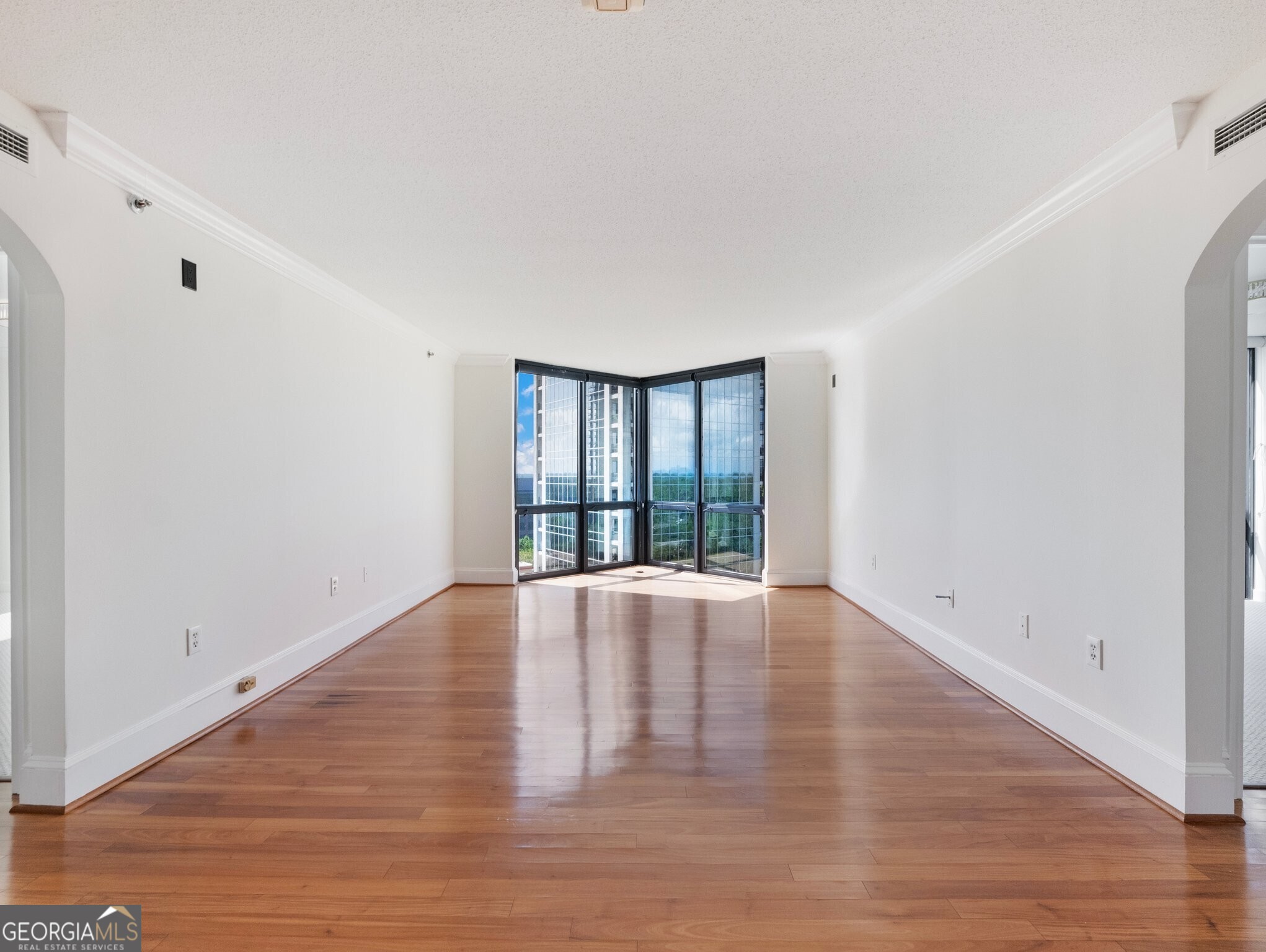 2870 Pharr Court South NW Atlanta GA 30305