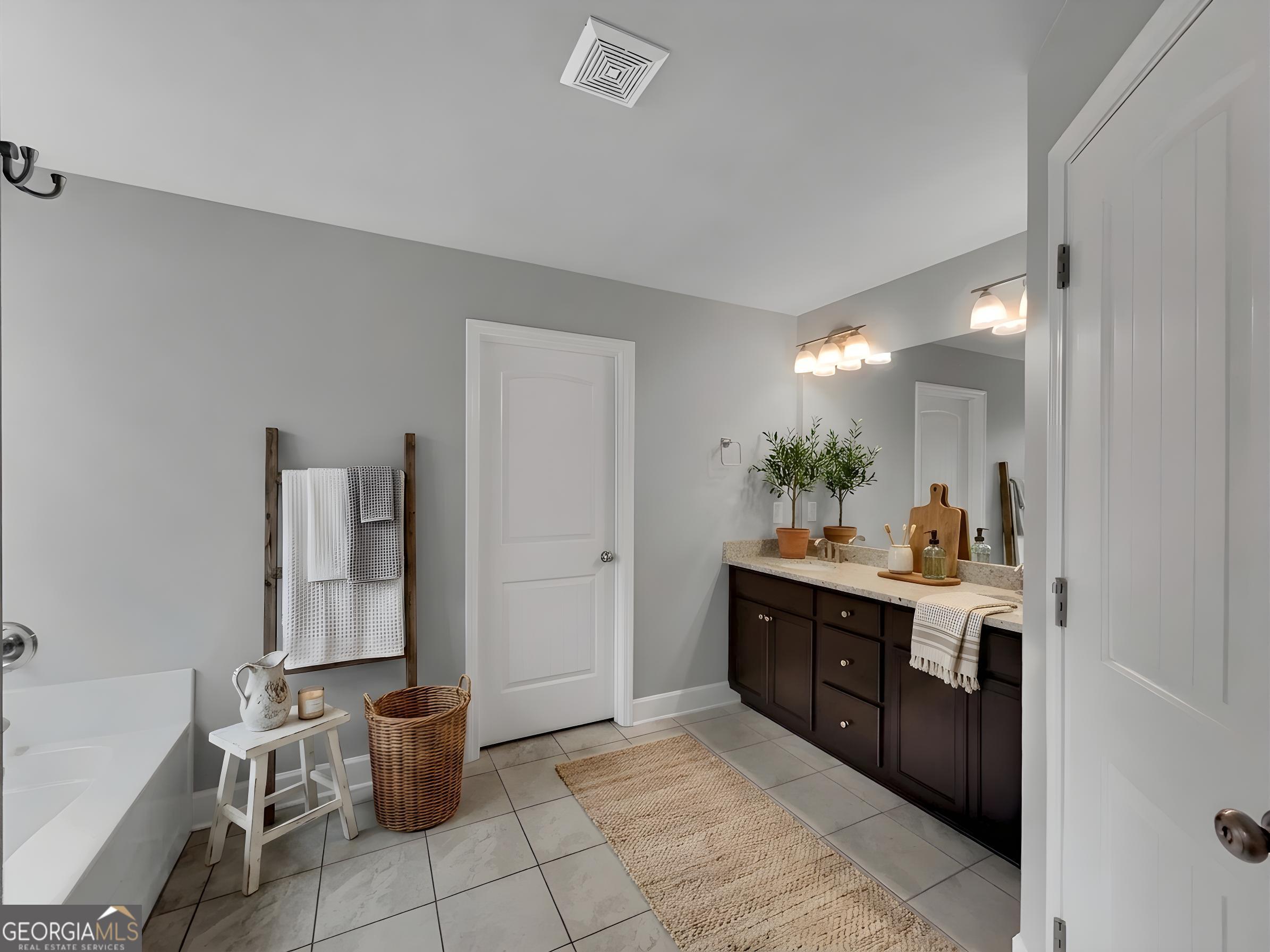 1672 Carriage Court Monroe GA 30656