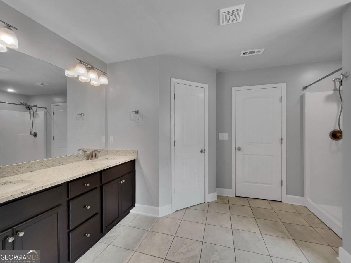 1672 Carriage Court Monroe GA 30656