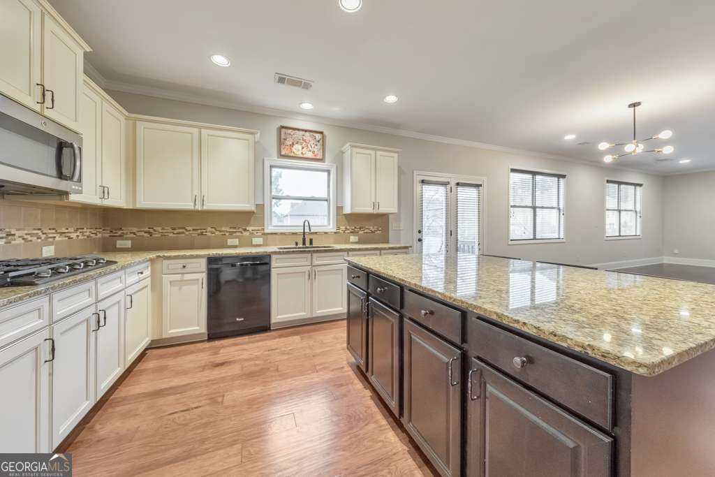 561 Olympic Way Acworth GA 30102