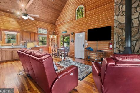 517 Ridge Road Blue Ridge GA 30513