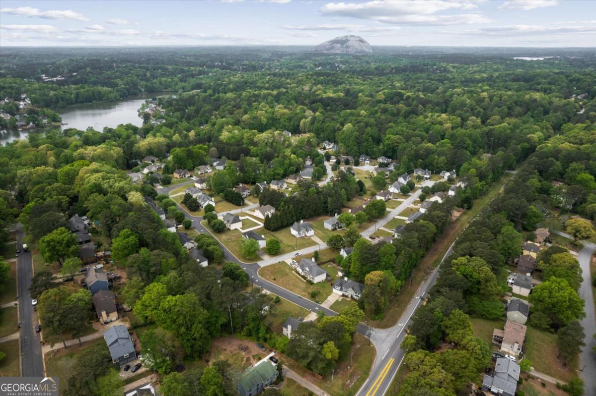 3234 Mineral Ridge Lane Stone Mountain GA 30087