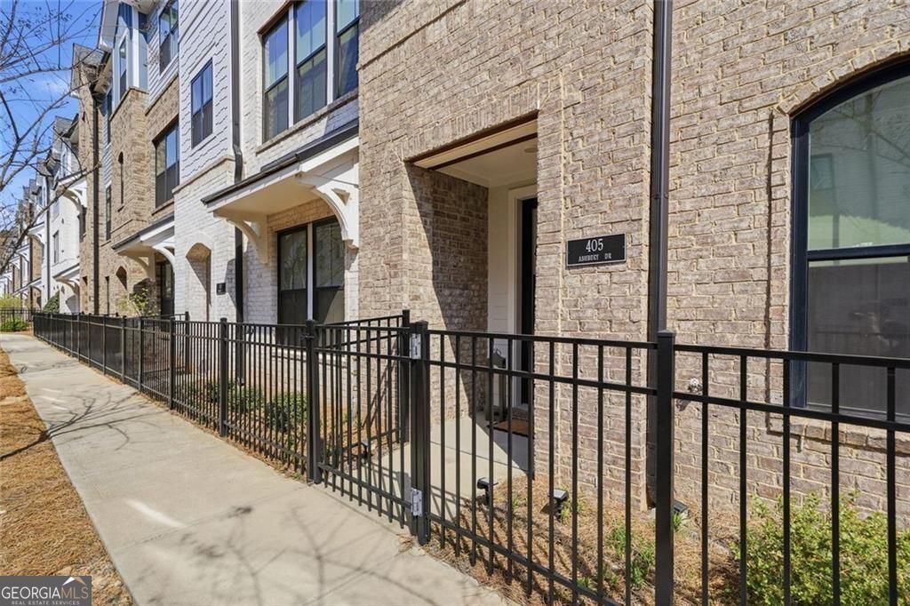 405 Ashbury Drive Roswell GA 30076