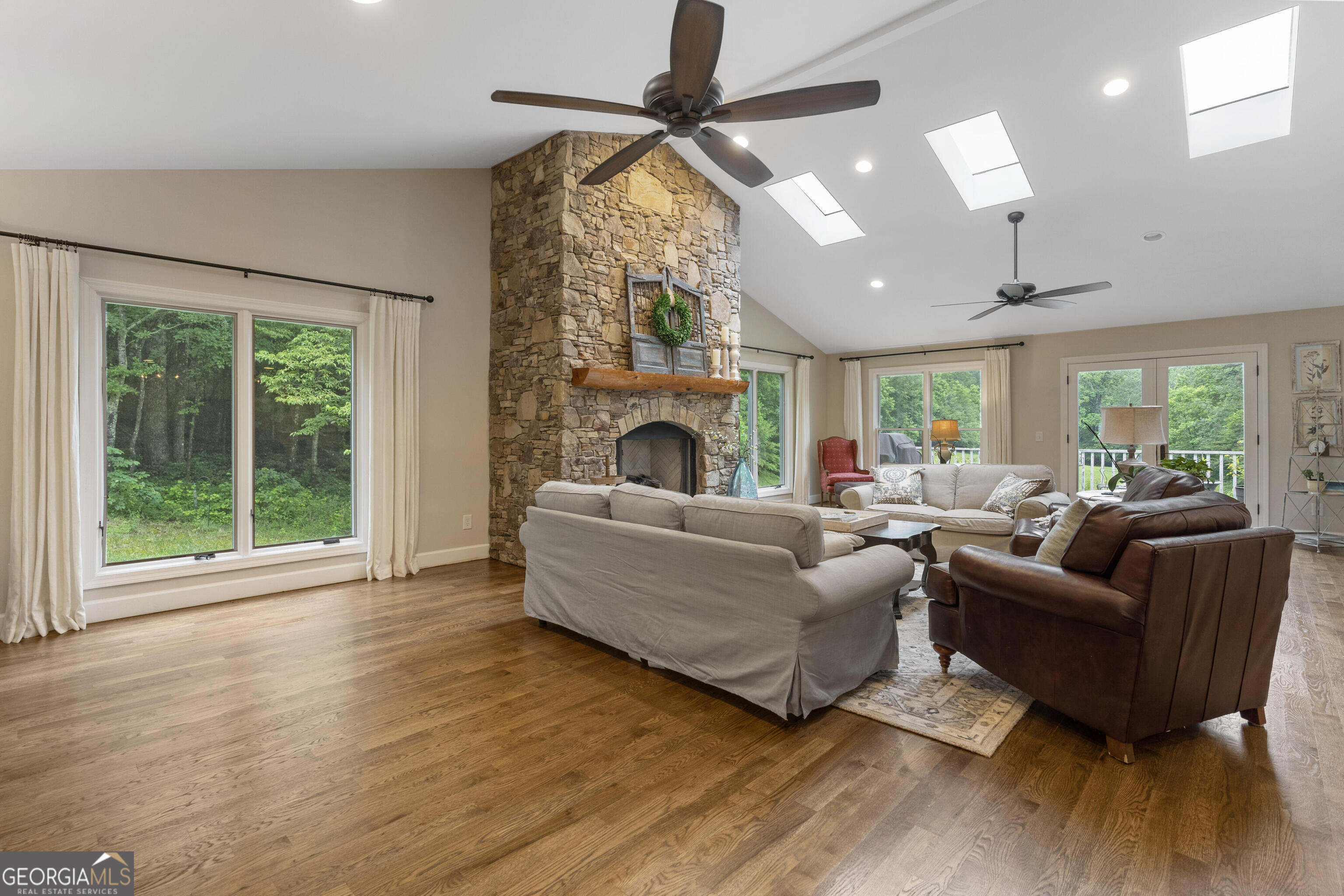 3967 C Loggins Road Gainesville GA 30506