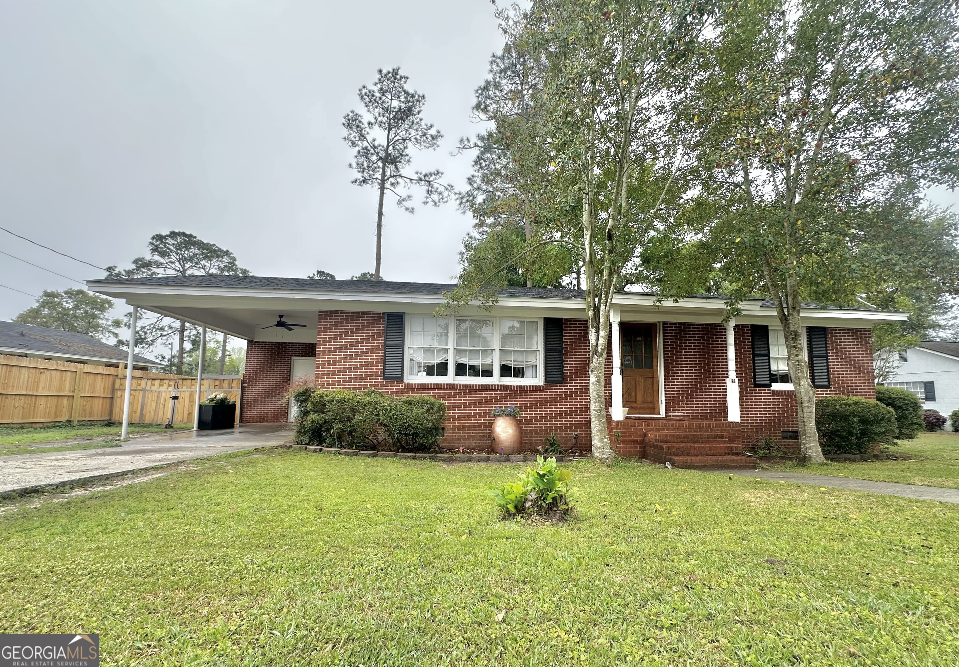 61 W Bruce Street Mcrae-helena GA 31055