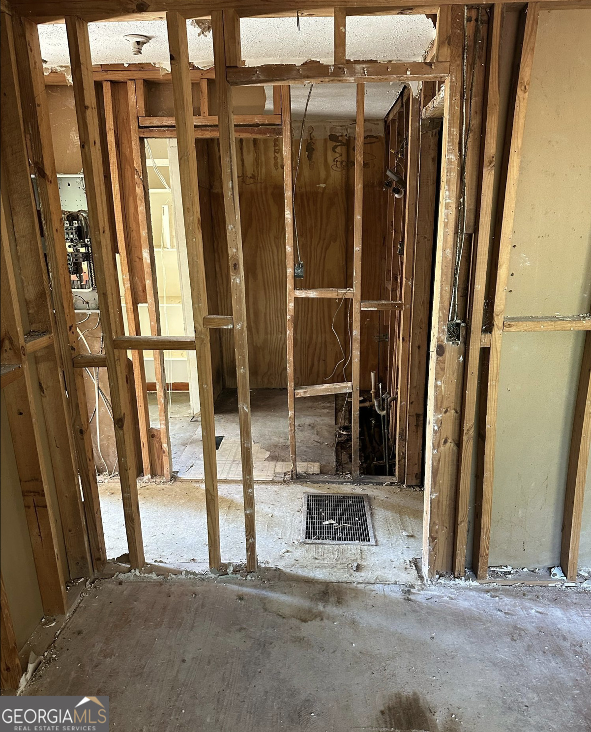 1099 Warren Drive Riverdale GA 30296