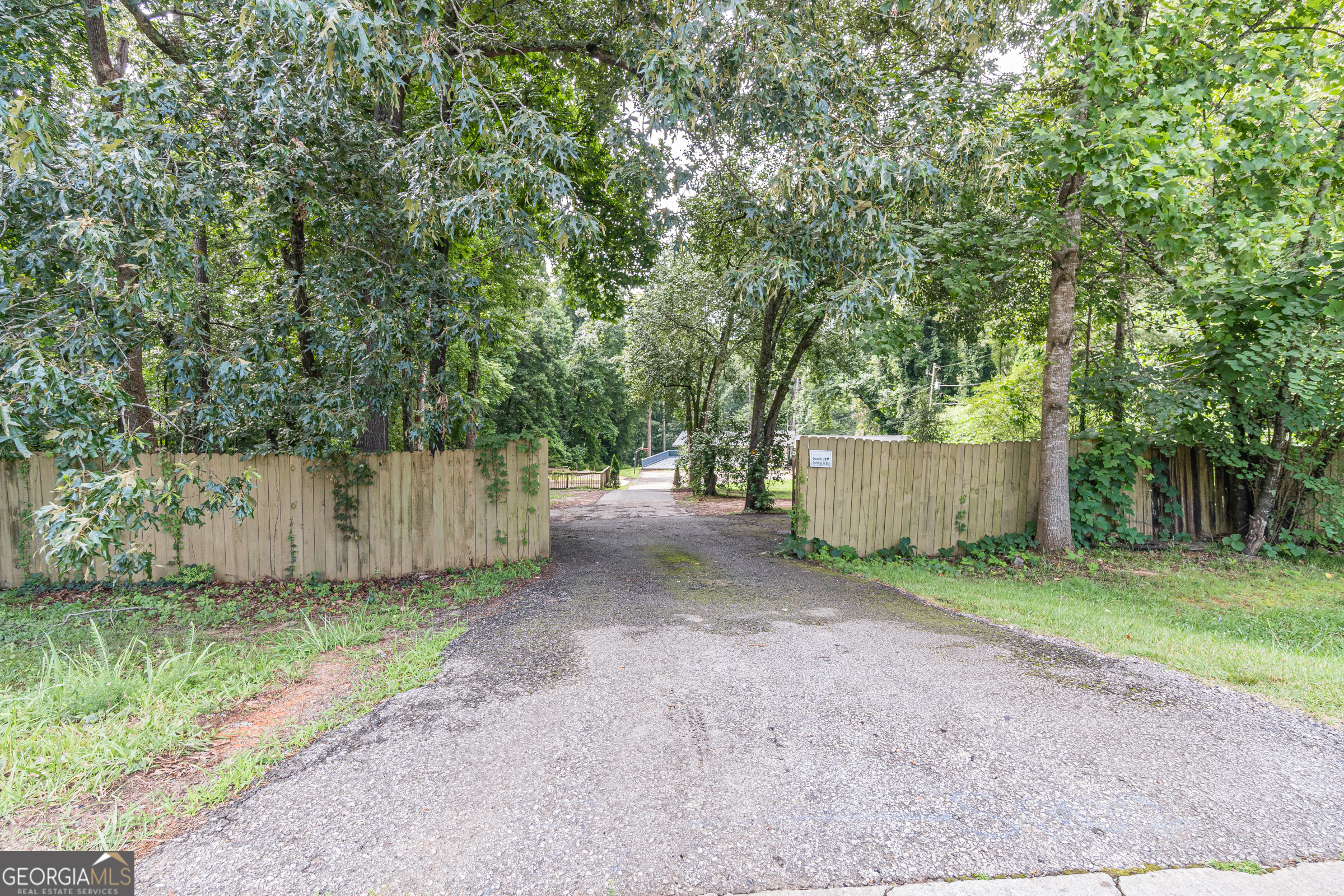 8035 Rockbridge Road Lithonia GA 30058