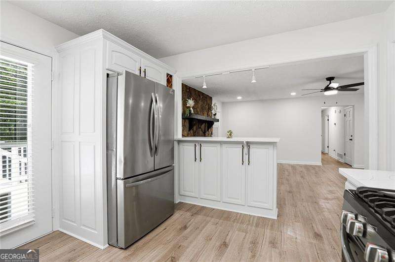 408 Riverlake Court Woodstock GA 30188