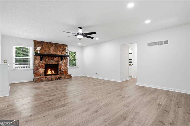408 Riverlake Court Woodstock GA 30188