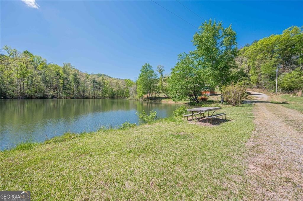 2308 Rackley Road Ellijay GA 30536