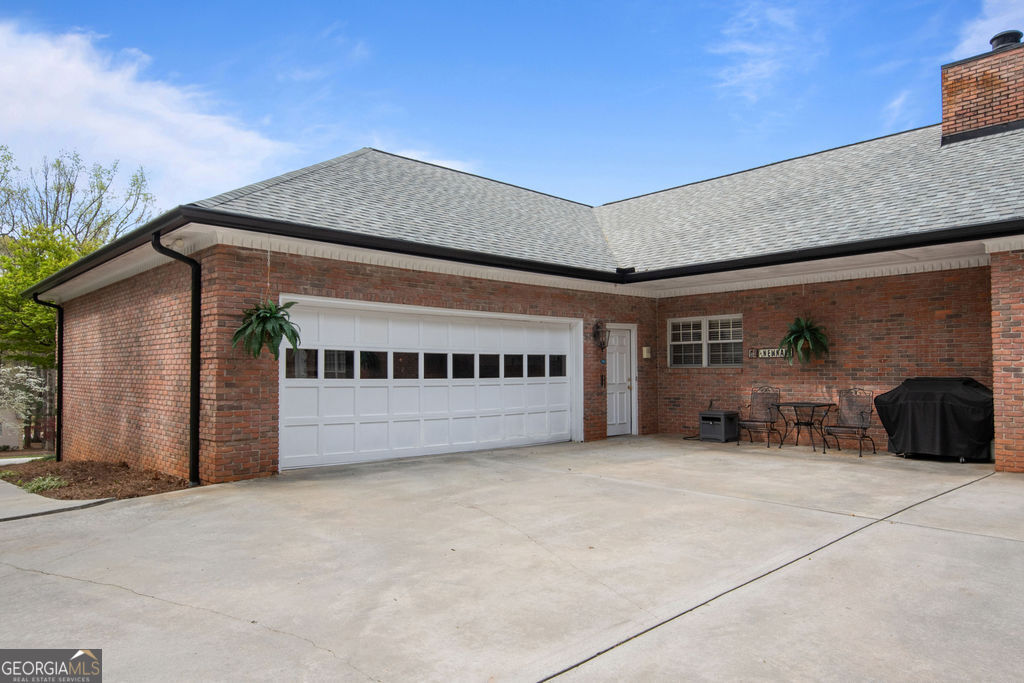 160 Victoria Drive Fayetteville GA 30214