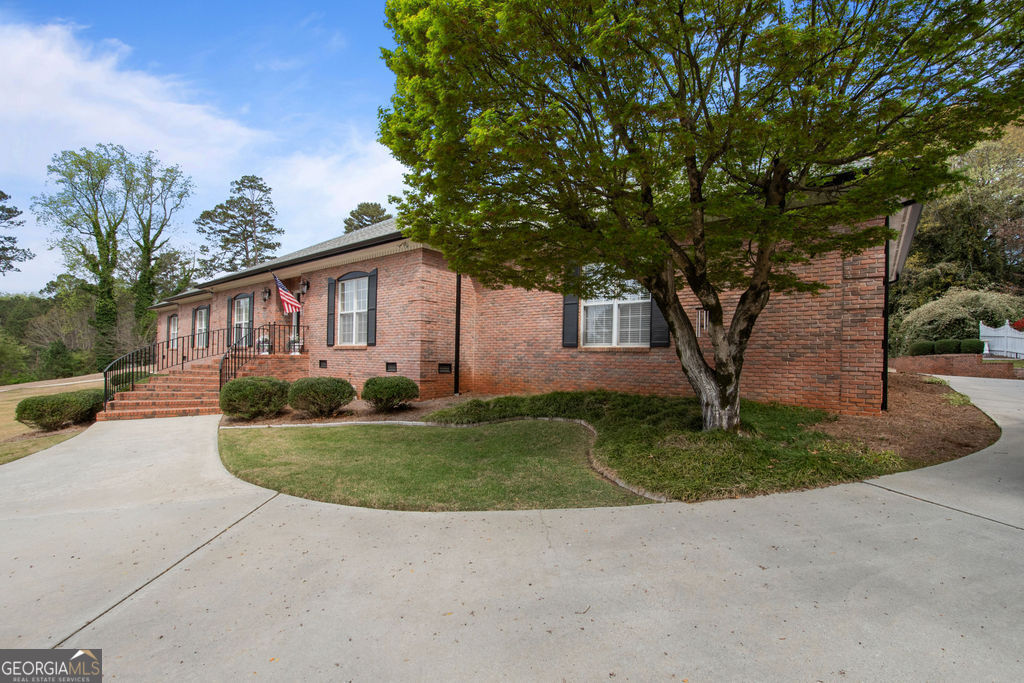 160 Victoria Drive Fayetteville GA 30214