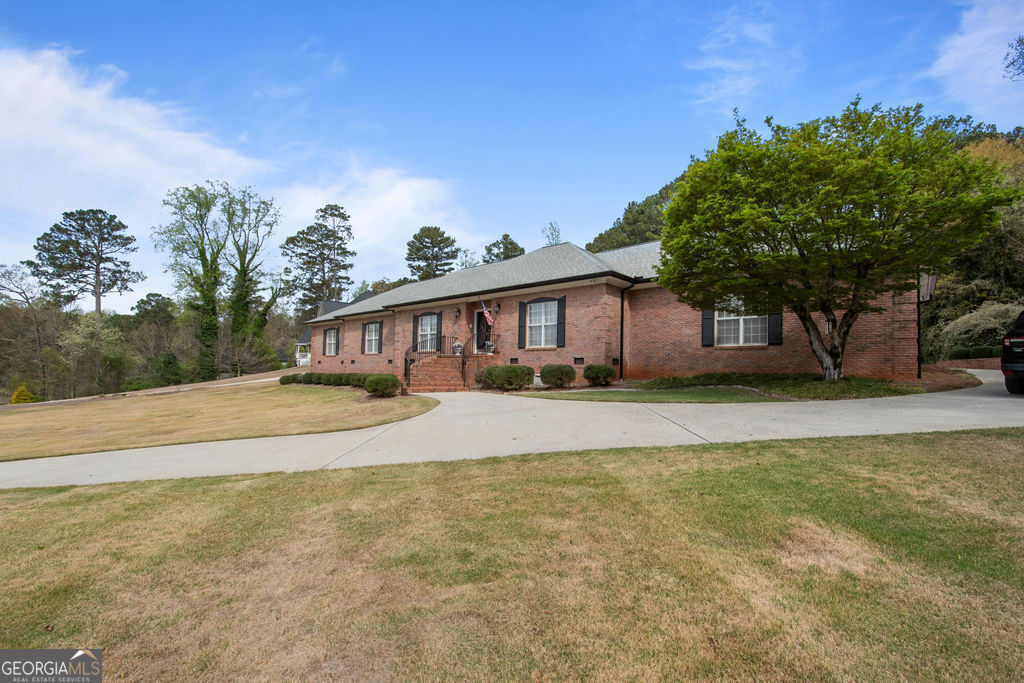160 Victoria Drive Fayetteville GA 30214
