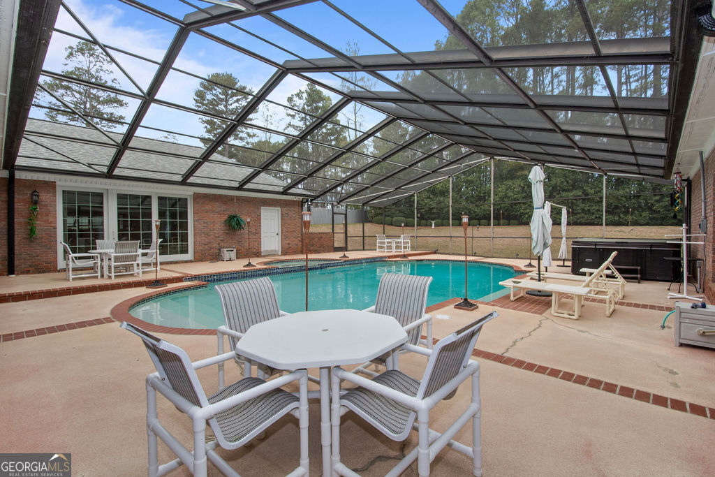160 Victoria Drive Fayetteville GA 30214