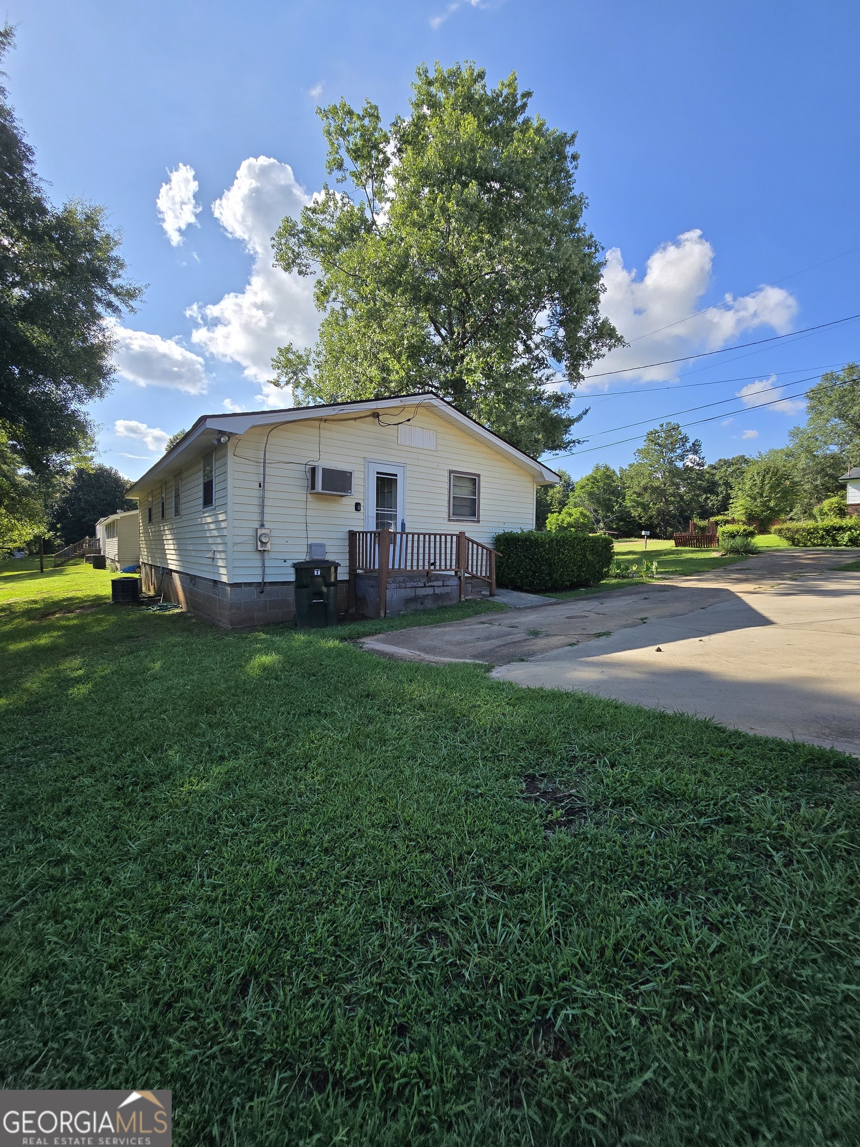 934 Clairmont Avenue Comer GA 30629