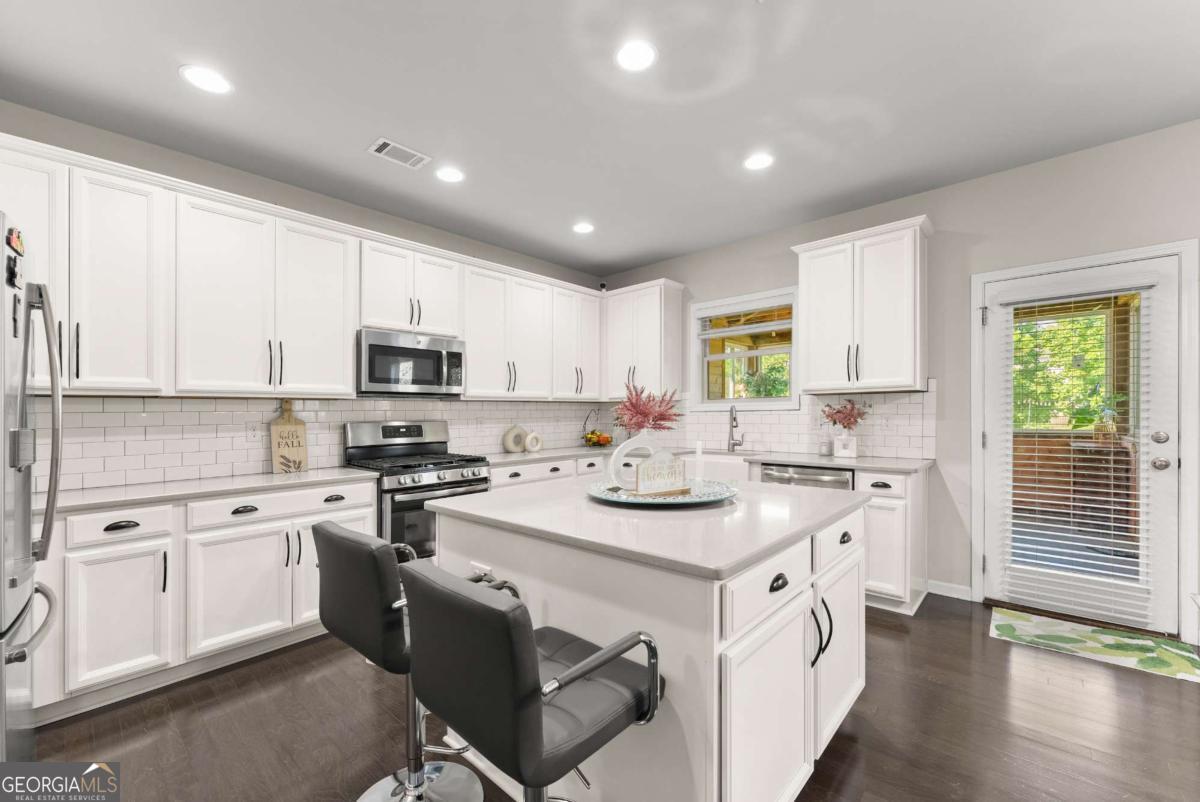2228 Lakeview Bend Way Buford GA 30519