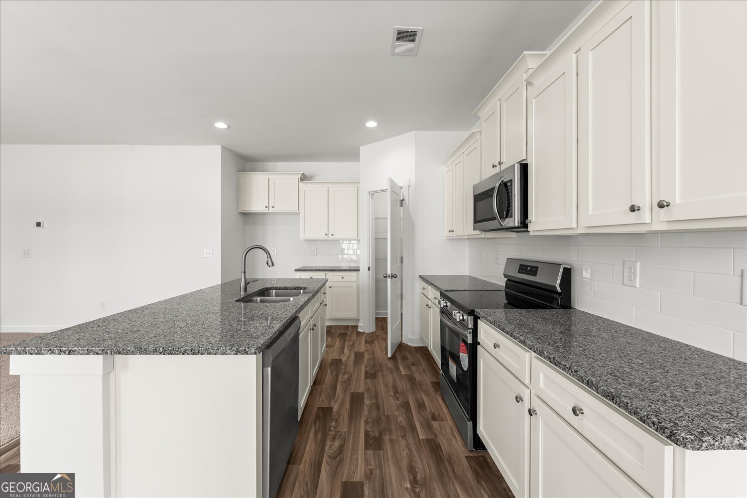 526 Lillian Way Statham GA 30666