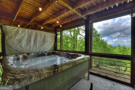 181 Ridge Circle Blue Ridge GA 30513