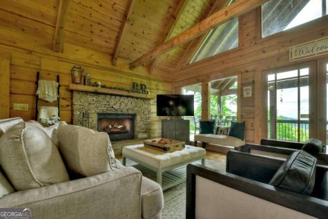 181 Ridge Circle Blue Ridge GA 30513