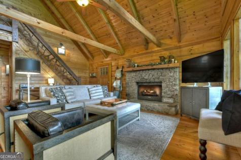 181 Ridge Circle Blue Ridge GA 30513