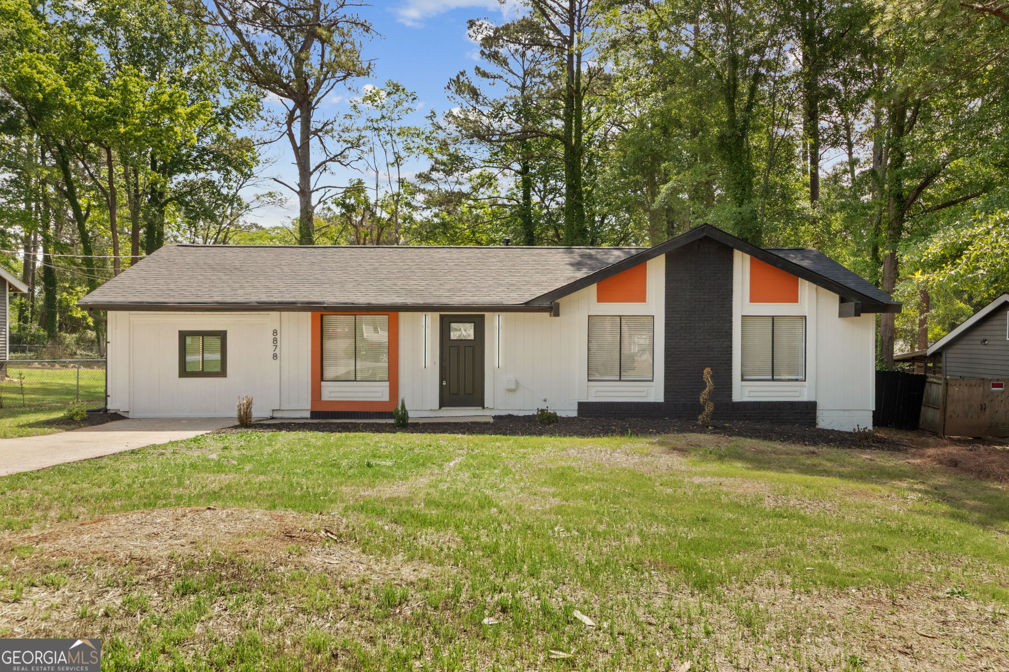 8878 Burnham Way Jonesboro GA 30238