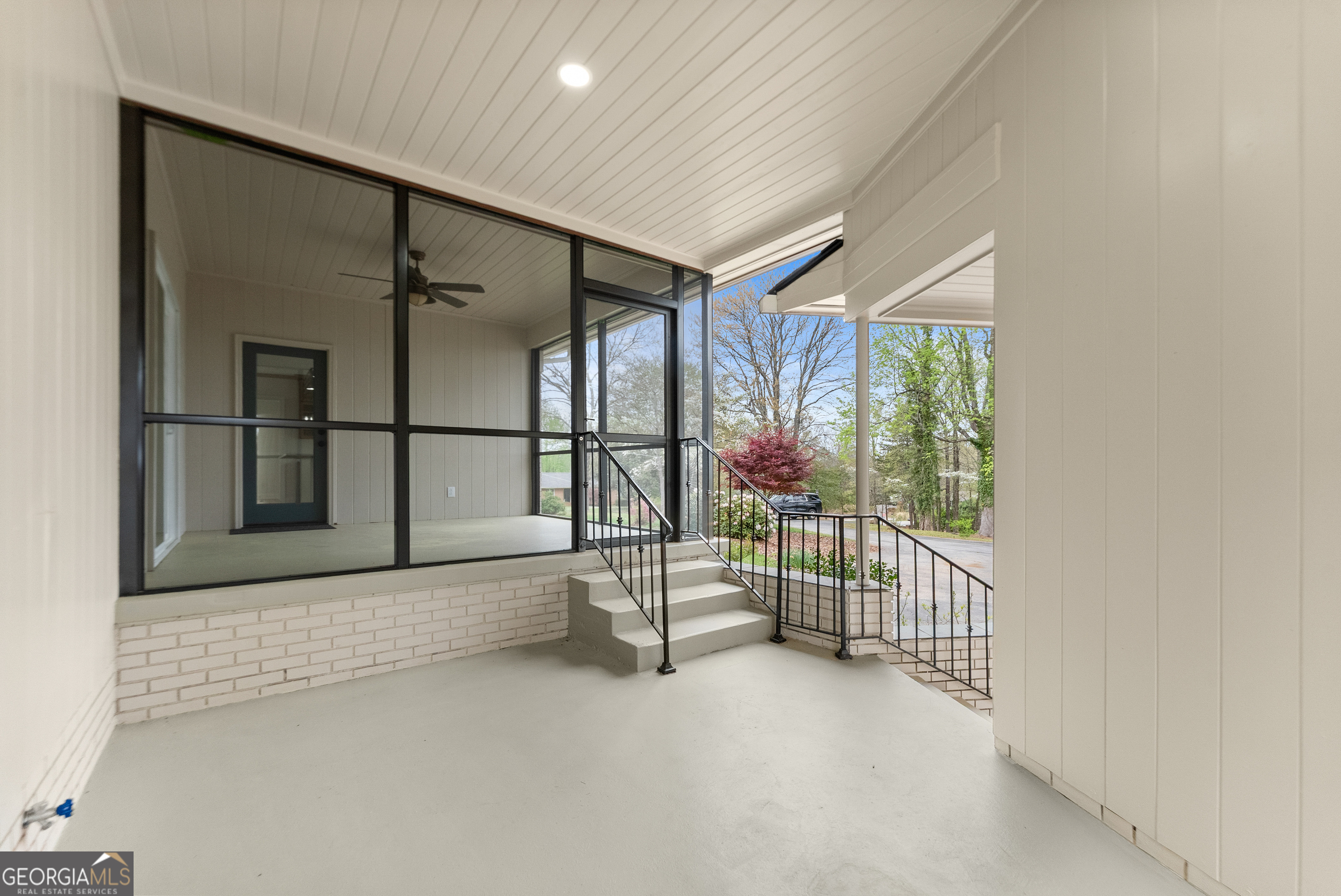 664 Chenocetah Drive Cornelia GA 30531
