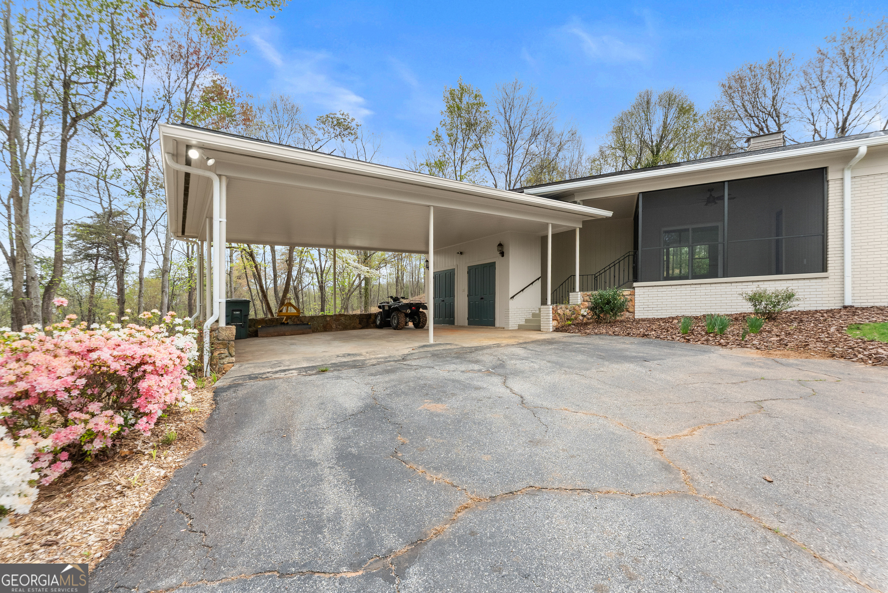 664 Chenocetah Drive Cornelia GA 30531