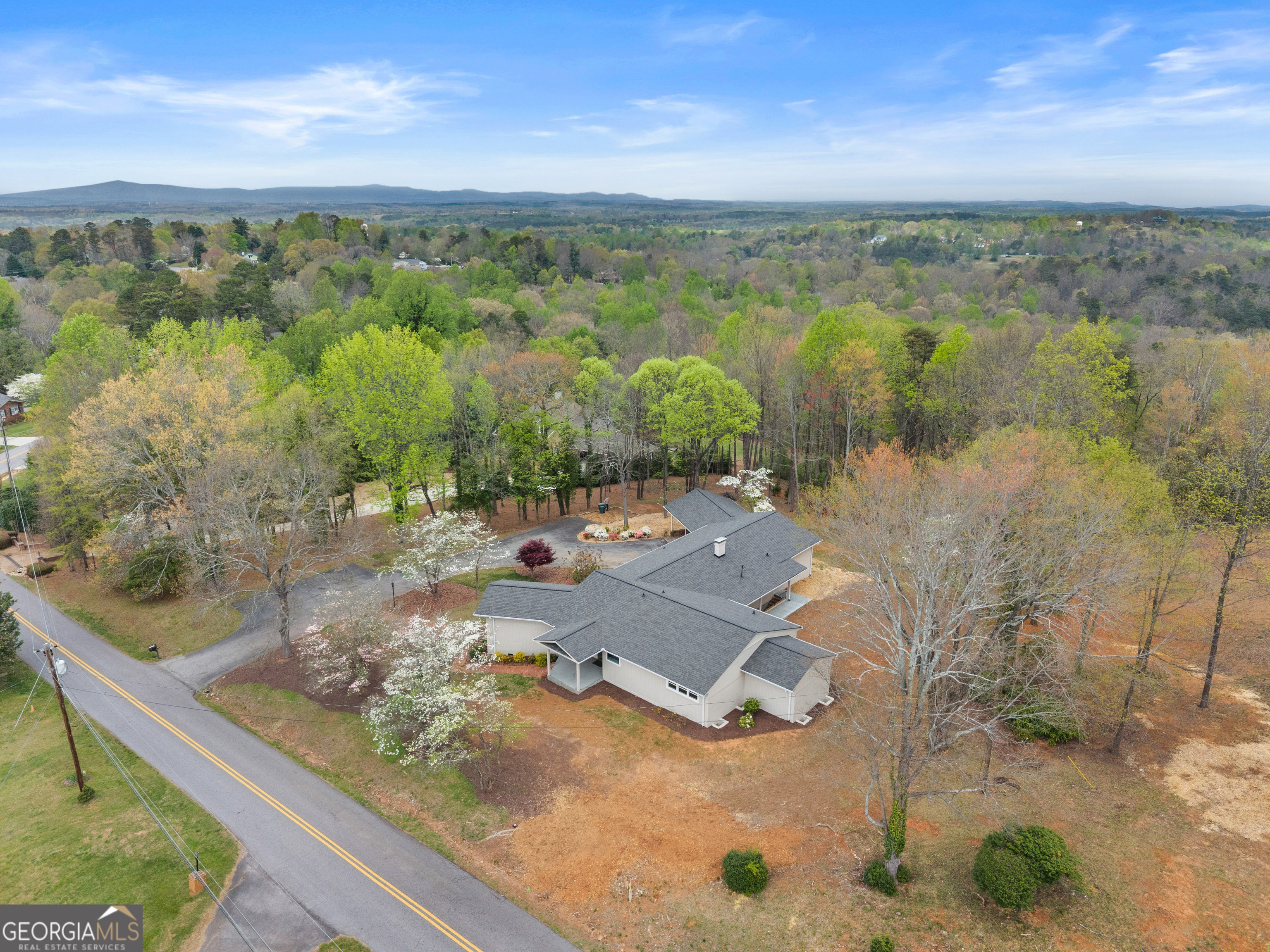 664 Chenocetah Drive Cornelia GA 30531