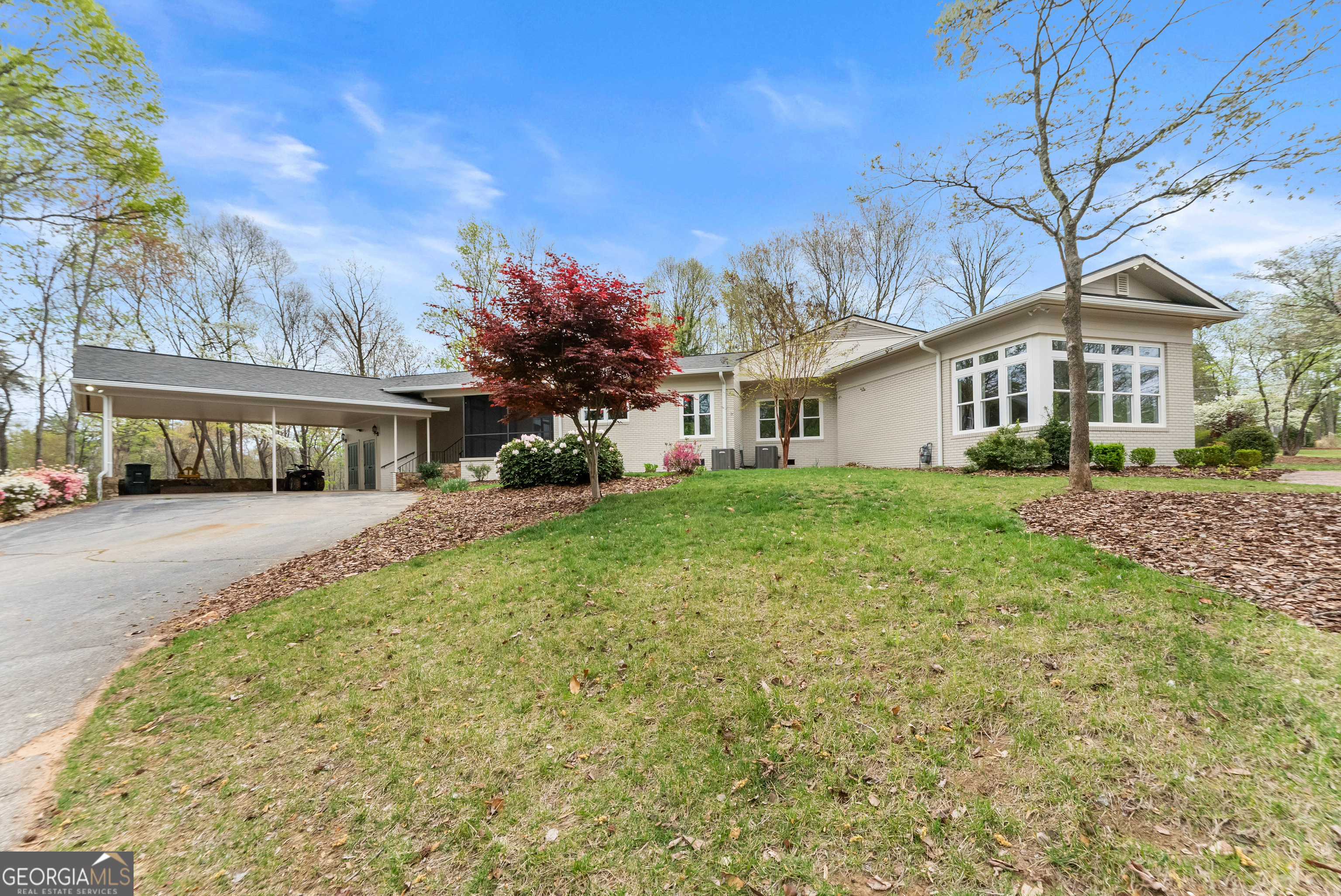 664 Chenocetah Drive Cornelia GA 30531