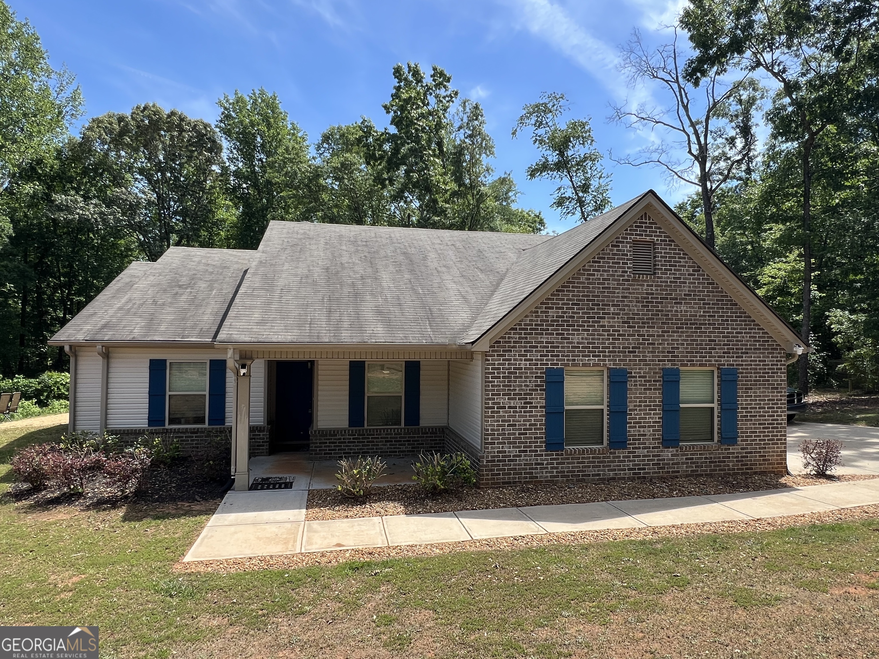 150 Paul Smith Road Hull GA 30646