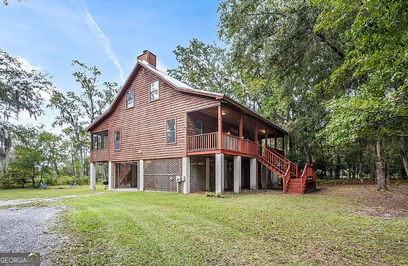 1525 W Black Island Road Darien GA 31305